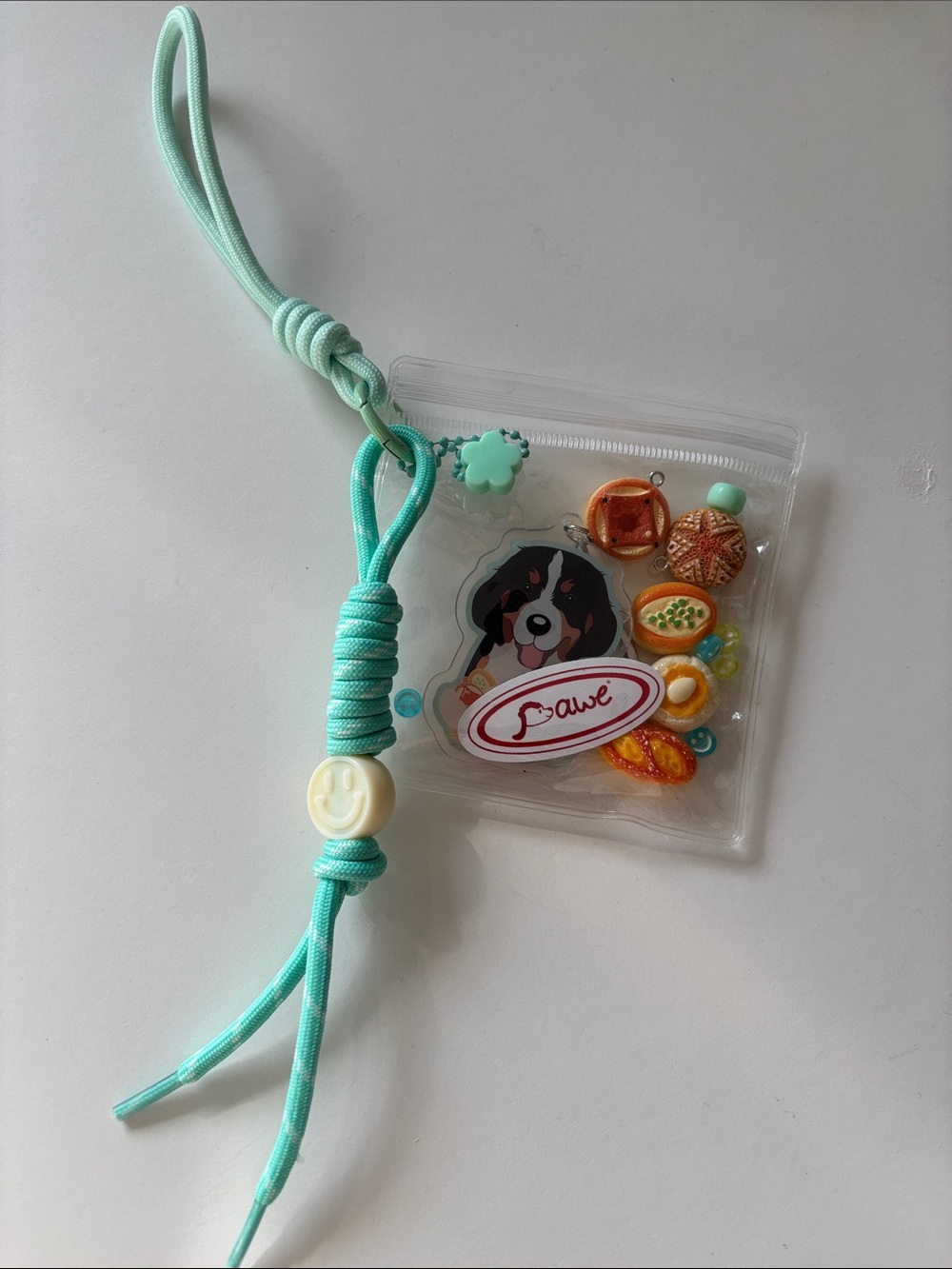 Clear Pouch Keychain with Dog keychain， happy face beads and Mini bakery charms！